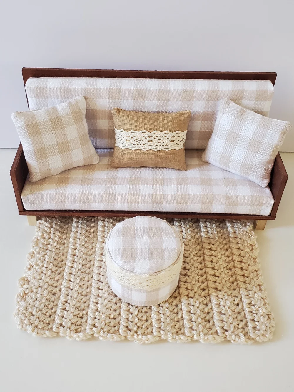 Miniature Dollhouse Handmade Cream Plaid Sofa 1:12 Scale